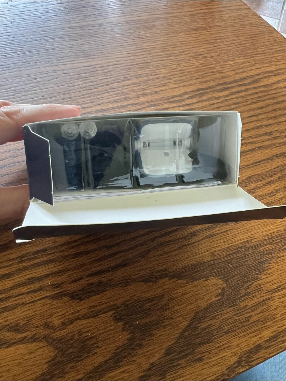 Fingertip Pulse Oximeter - Simultaneous Oxygen & Pulse Readings NIB Never used. - Picture 5 of 7